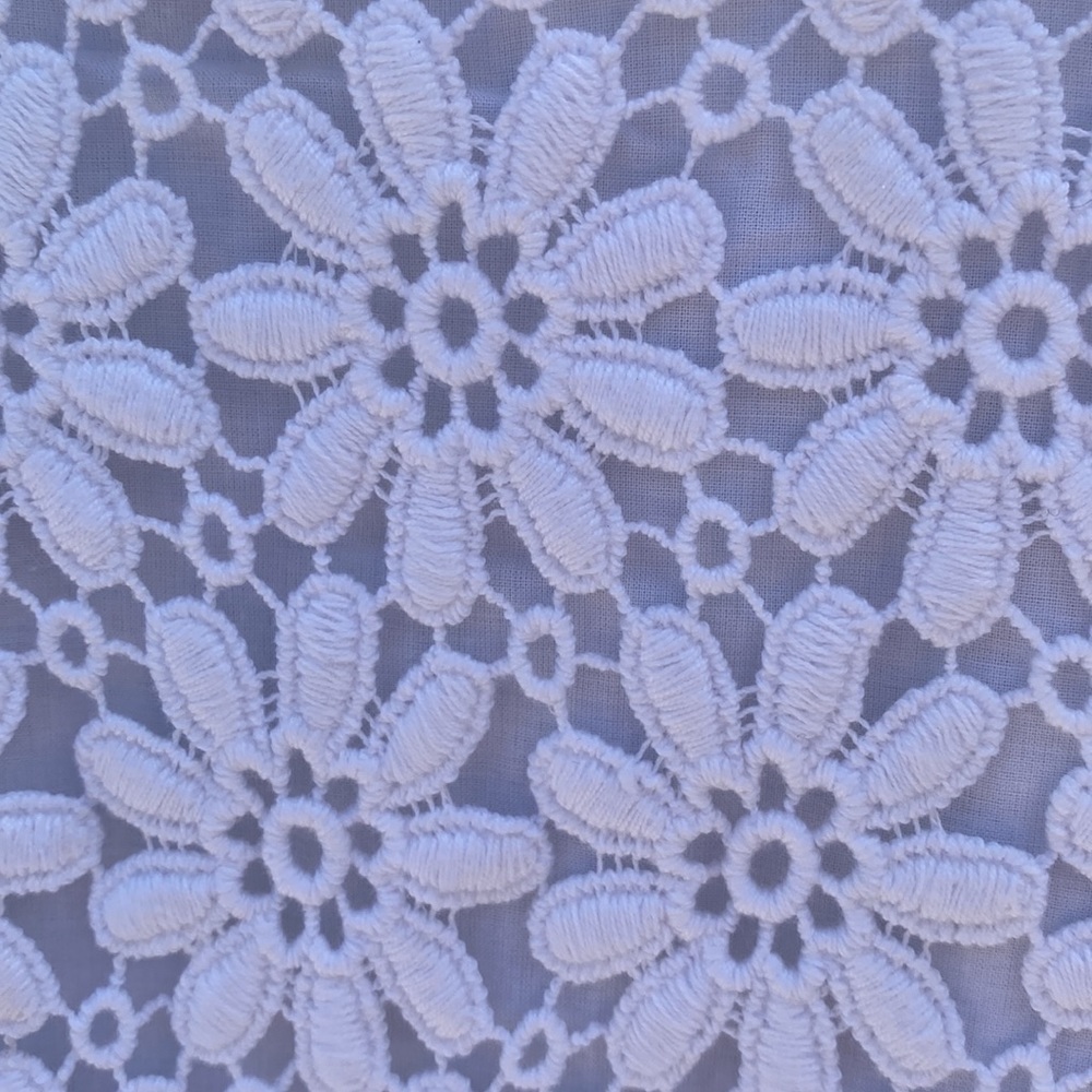 Lilly Pulitzer sleeveless-size 10- Lela Shift Lace Dress classic white